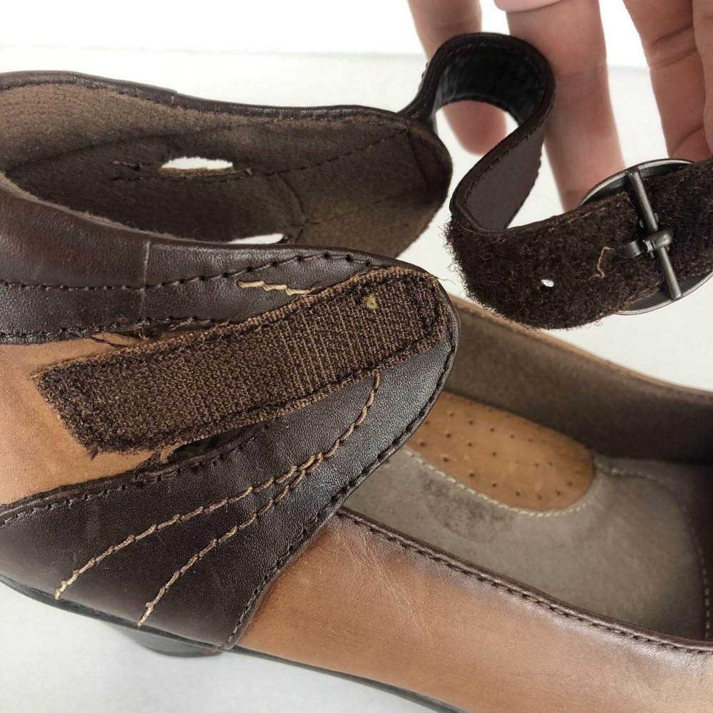 *SOLD* Earth Garnet Almond Brown Ankle Strap Heels Sz 8B - Picture 8 of 9